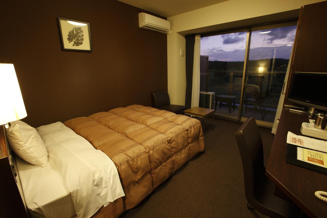 Karasuyamajo Country Club Hotel Bagian luar foto