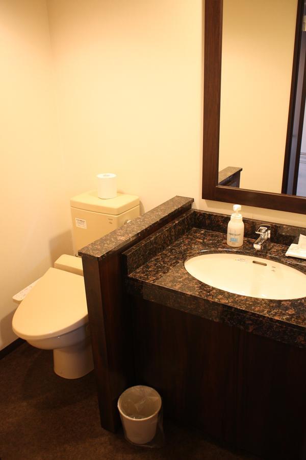 Karasuyamajo Country Club Hotel Bagian luar foto